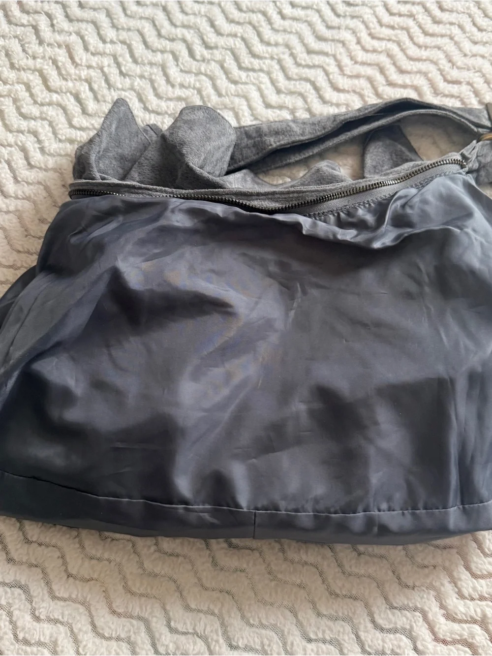 Vintage Lizden Gray Suede Leather Ruffle Satchel Boho Handbag Purse